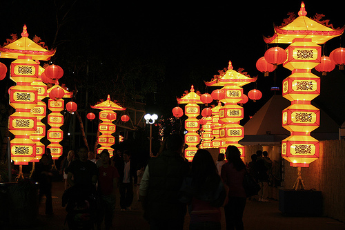 Bien que les lanternes chinoises aient avant tout une fonction esthétique, elles sont toujours fabriquées et utilisées par les Chinois d'aujourd'hui (ocad123/Flickr)